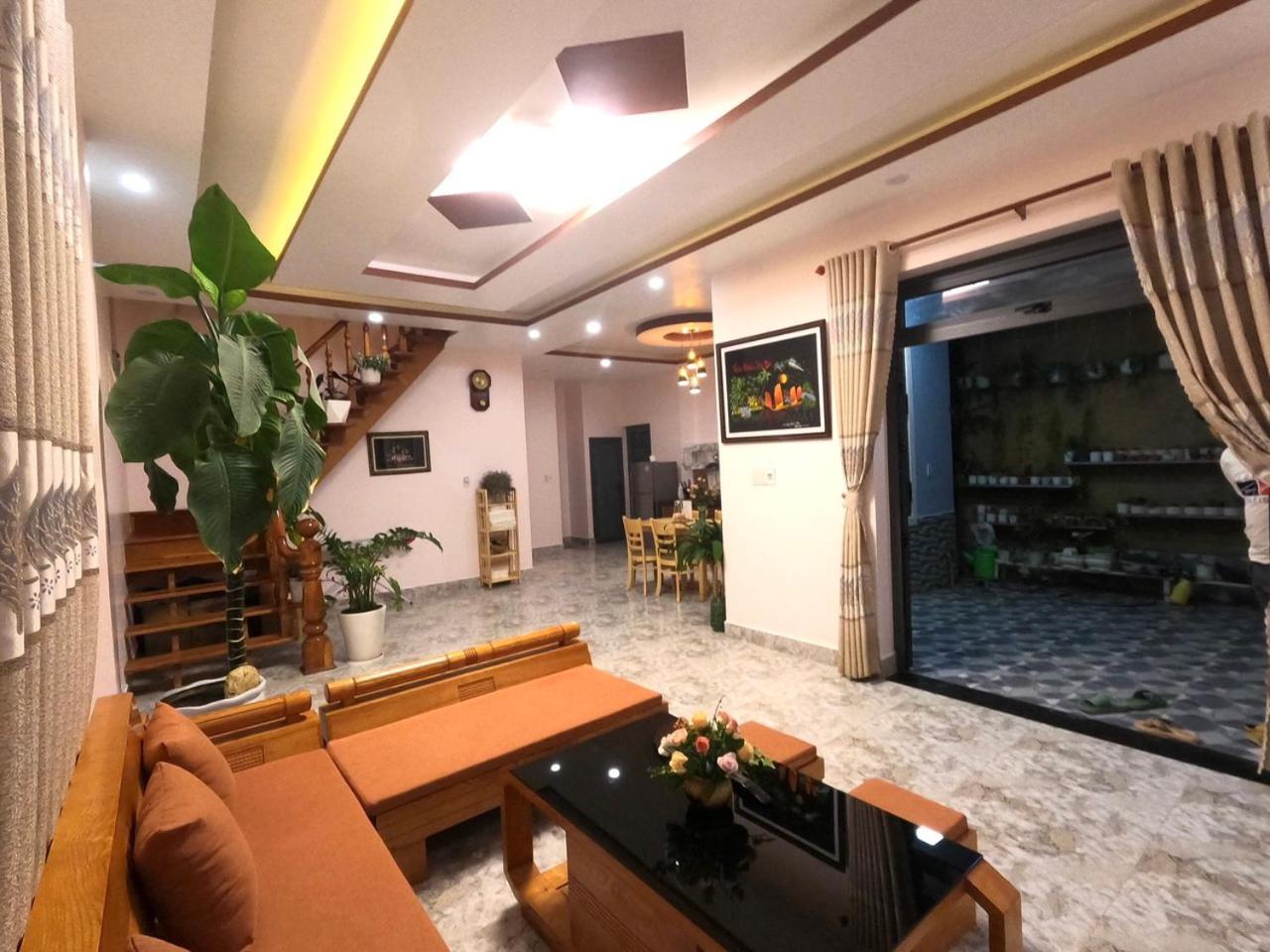 Nha Rum Ron Da Lat Buitenkant foto